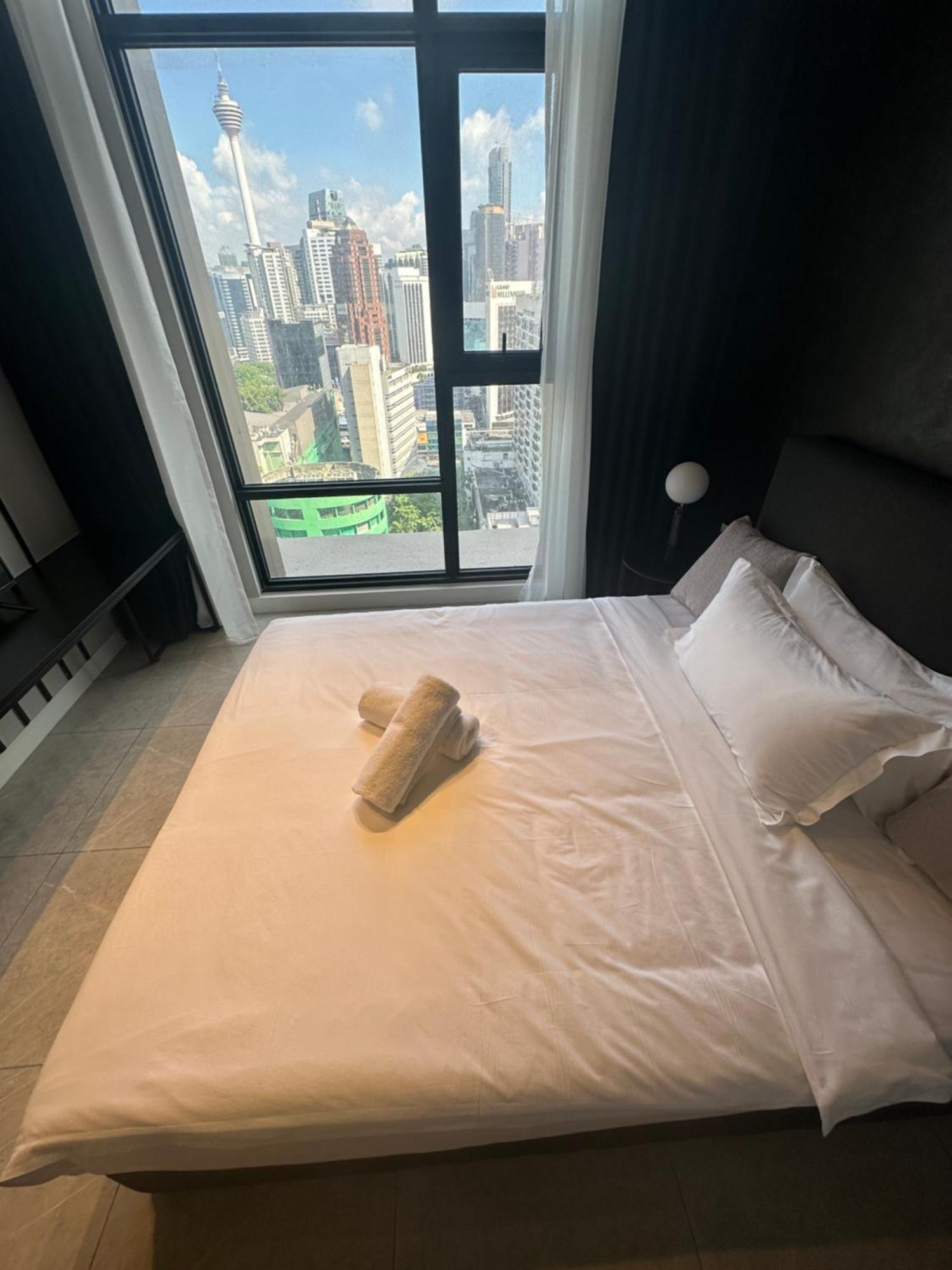קואלה לומפור Axon Residence At Pavilion Klcc Kl Tower View By Kimiro מראה חיצוני תמונה