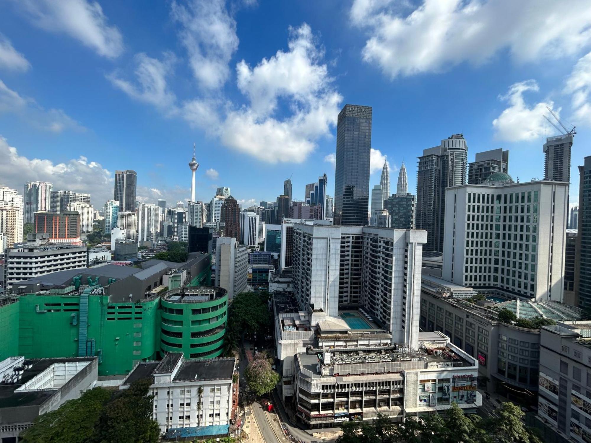 קואלה לומפור Axon Residence At Pavilion Klcc Kl Tower View By Kimiro מראה חיצוני תמונה