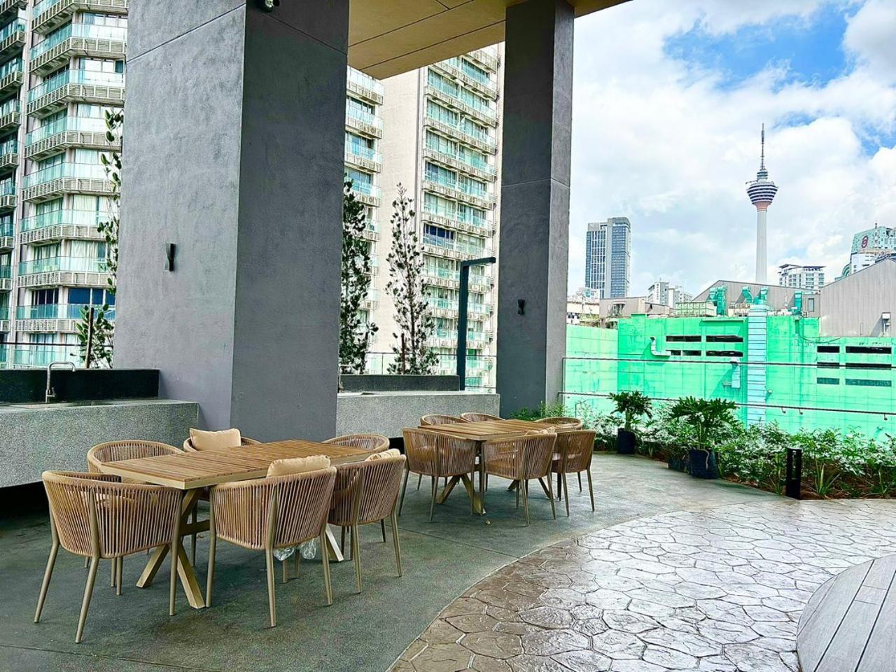 קואלה לומפור Axon Residence At Pavilion Klcc Kl Tower View By Kimiro מראה חיצוני תמונה
